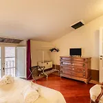 Anfiteatro Luxury Rooms - Affitti Brevi Italia